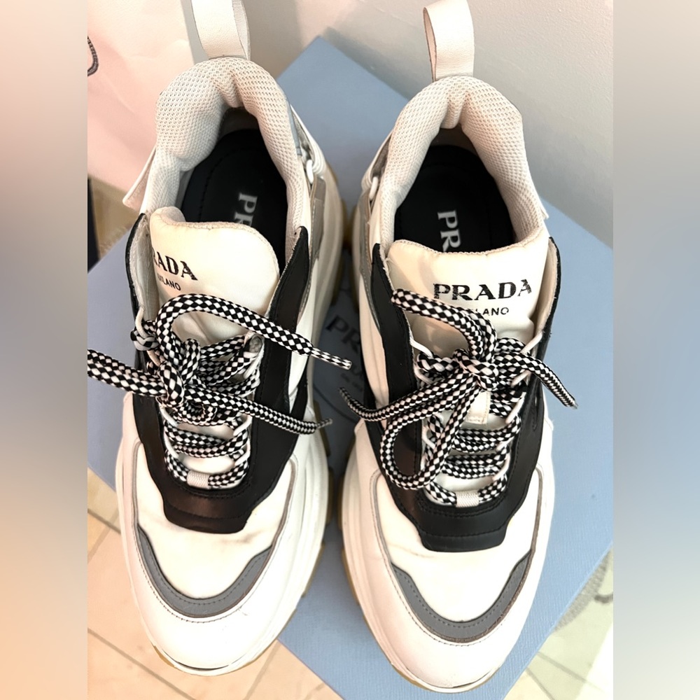 PRADA sneakers for women - Picture 8 of 11